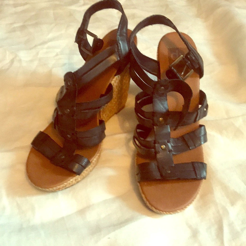 Fabulous strappy wedges
